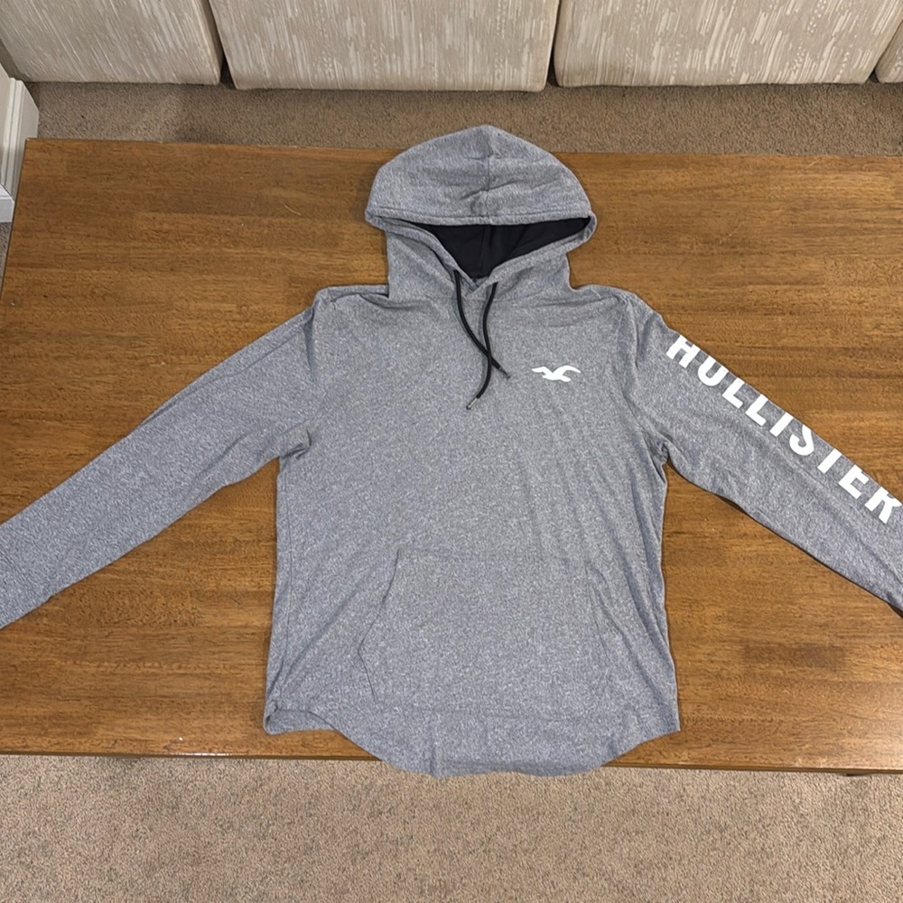 Men’s large light, Hollister long sleeve hooded sweatshirt